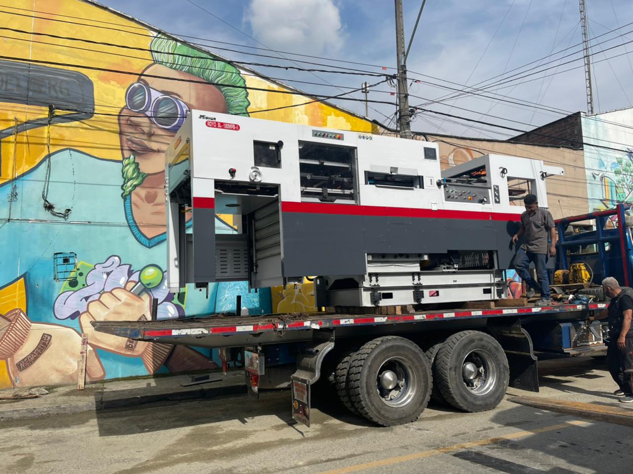 Another machine shipped by the Royo Machinery Team - Die Cutter Royo Machinery RDC-1060MPB II