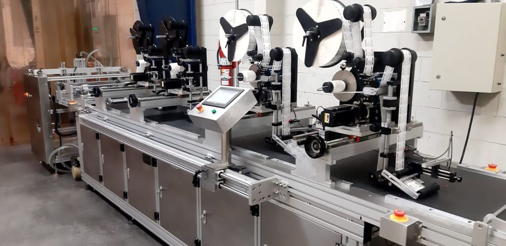 Successful installation by The Royo Machinery Team - Labeling Machine Royo Machinery RGZ-G115B-4